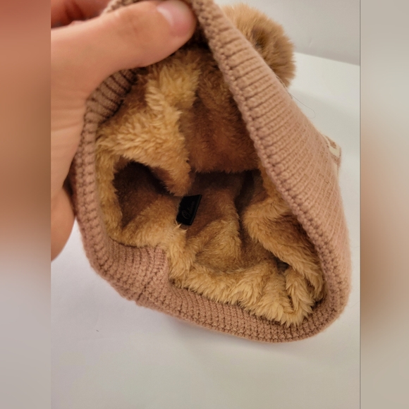 Odiva Chic Beige and Brown Lined Interior Patterned Knit Beanie with Pom Pom - Picture 2 of 4